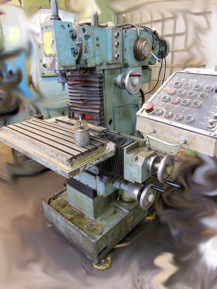 Фото широкоуніверсального фрезерного верстата 6720ВФ2